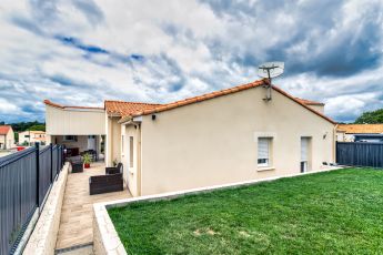 Réalisation, Maisons Bouvier, maison, traditionnelle, neuve, loire atlantique, plain pied, abri de jardin, jardin surélevé