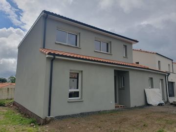 Maison à étage toit tuile à Gétigné, Loire-Atlantique (44)