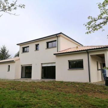 Maison avec étage toit en tuile à St-Mars du Désert, Loire-Atlantique (44)